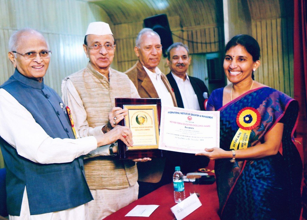 secretary-educational-excellency-award-photo